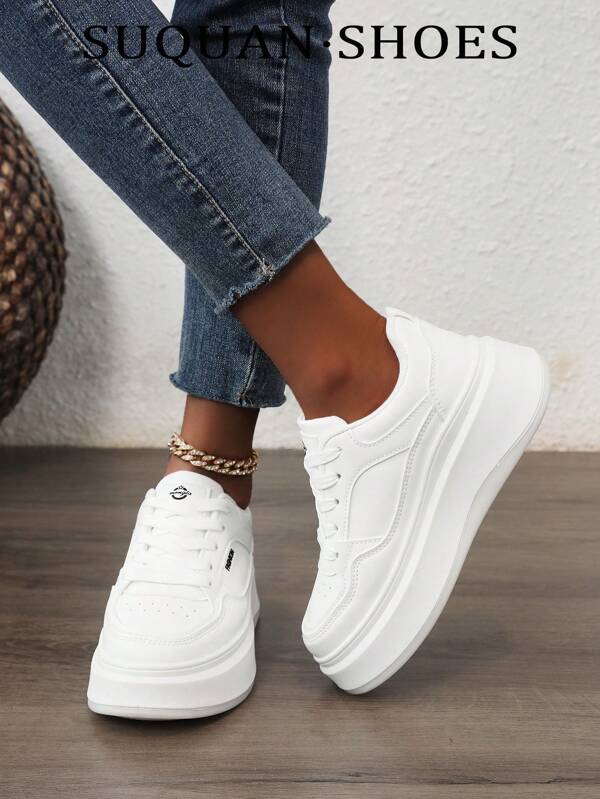 1 Pair Women's White Casual Shoes, Women's Platform Shoes, 2025 New Campus Style Student Running Shoes, Cute Monochrome Low-Top Shoes, Comfortable And Fashionable Sneakers Adding 5cm Height, Suitable For Petite Women