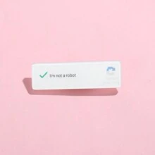 I'm Not A Robot Acrylic Brooch Custom Decorative Brooches Ornaments Lapel Bag Badges Jewelry Gifts Christmas
