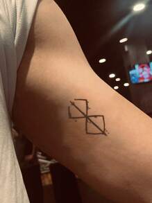 1Pc Geometric Temporary Tattoos Waterproof Sweatproof Last For 1-2 Weeks Realistic Herbal Juice Anti-Friction Non-Reflective Faux Black Fake Tattoos For Woman And Men Tattoo Stickers For Arm, Chest, Leg, Abdomen, Waist Modernist Body Art - Black - View 3