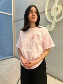 Playera rosa con estampado de moda Taylor S - Rosa - Ver 5