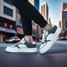 1 Par de Tênis Casuais de Cano Baixo para Homens com Cor Sólida e Retalhos Contrastantes - Adequado para Caminhada e Atividades ao Ar Livre - Versátil Calçado Casual Branco Adequado para Adolescentes em Verão Casual ou Atividades ao Ar Livre, Viagens de Férias ou Presentes de Formatura ou Acessórios de Aniversário, Academia