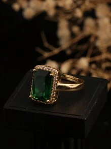 1 件不锈钢金色超大绿色宝石方形戒指，周围镶有细小锆石，适合母亲节礼物、情侣首饰 - 金色 - 查看 5