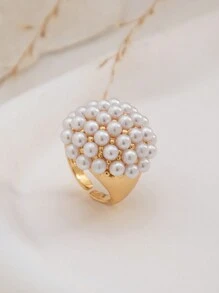 1pc Vintage Exaggerated Fashion Creative Asymmetrical Petals Leaves Pearl Inlaid Ring, Minimalist Metal Gold Thick Hollow Geometric Knuckle Rings, Suitable For Women's Daily Wear, Multiple Parties & Events Decoration, Holiday Gift, Clothing Matching