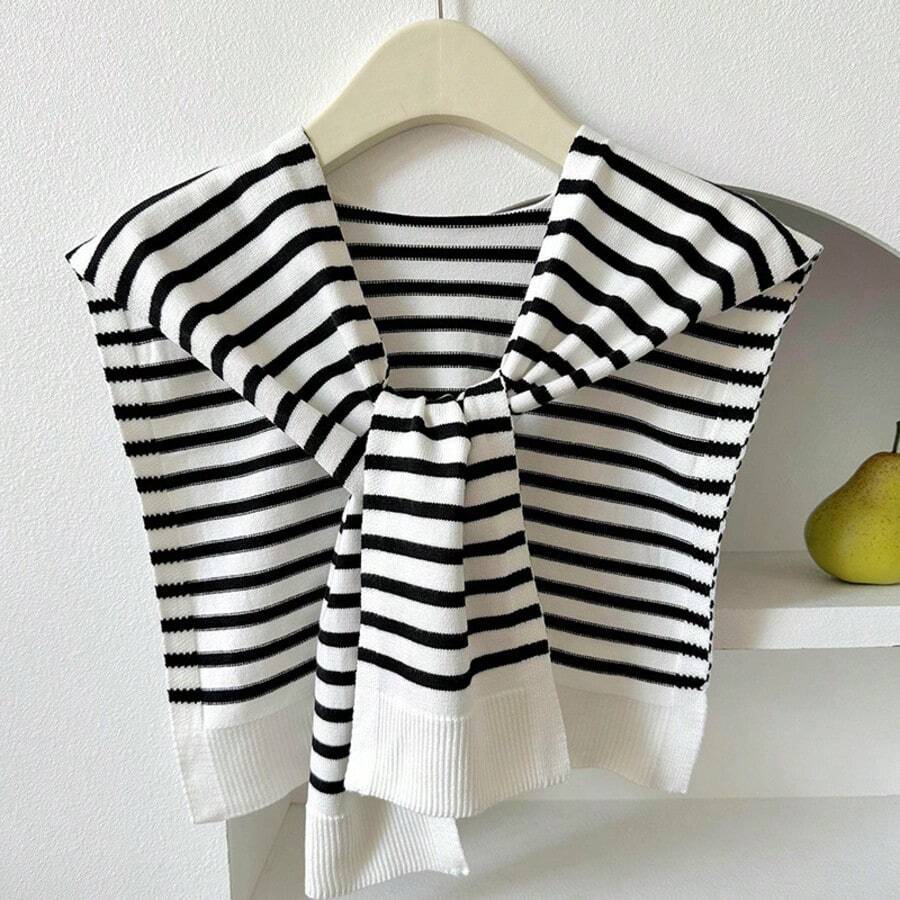 One Black And White Striped Faux Collar Knitted Shawl For Decoration And Warmth In Air-Conditioned Rooms