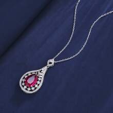 Elegant Copper Electroplated Platinum Retro Palace Style Wine Red Teardrop Synthetic Ruby Pendant Necklace, Unique Design, Minimalist Luxury, Romantic Bridal Wedding Necklace