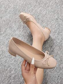 2026 New Bow Tie Thick Heel Minimalist Fashion Student Shoes For Women - Apricot - View 2