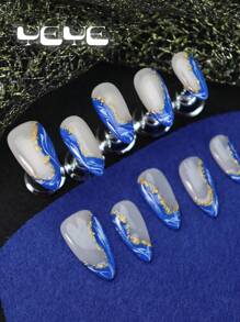 Mantieni sempre le tue unghie bellissime con set da 10 pezzi di unghie finte a forma di mandorla in blu reale e bianco con effetto floreale, stile bohémien minimalista, french tips in lamina dorata, elegante set completo di unghie acriliche finte per donne e ragazze, realizzato a mano, con 1 lima per unghie mini e 1 foglio di adesivi