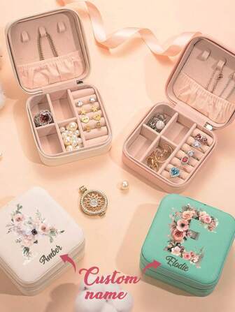 1 Pc, Custom Name Flower Jewelry Box, Personalized PU Leather Jewelry Box, 6 Colors And 26 Letter Styles To Choose From, Travel Portable Jewelry Zipper Box, Custom Jewelry Storage Box, Wedding Party Gift, Christmas Gift, Bride And Bridesmaid Travel Jewelry Storage Box
