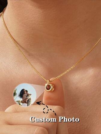 Customized Projection Box Chain Necklace, Customized Colorful Photo Projection Necklace, Stainless Steel Photo Projection Choker Necklace For Women, Memorial Photo Necklace, Valentine's Day Customized Gift, For Girlfriend, Bridesmaid,Black,Silver,Gold,Stylish,Colorful,Vintage,Simple,Unisex,Casual,Cuties,Custom,Personalized,Unique,Ideal Gifts For Him,Ideal Gifts For Her,Her,Boyfriend,Girlfriend,Dad,Mom,Family,Friends,For Anniversaries,For Birthdays,For Graduation,For Prom,For Party,School Supplies,Back To School,For Office,For School,For Classroom,For Teacher Gifts,For University,For Colleague,For Dorm Rooms,For Teacher,For Boys And Girls,For Teenagers,Junior High School Students,Middle School Students,High School Senior High School Students,College Students,University Students,Freshman,Sophomore,Underclassmen,Chic Autumn,Delicate Romance