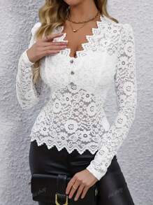 T-shirt col V sexy avec bordure en dentelle et décoration de bouton en forme de cœur, T-shirt élégant à manches longues pour la plage, la lune de miel, les fêtes d'anniversaire, le printemps/l'été