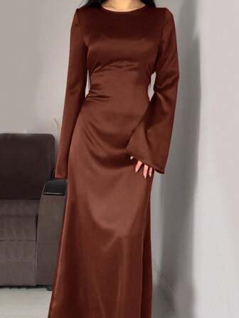 Women's Round Neck Bell Sleeve Tie-Up Elegant Arabian Style Dress,Modest