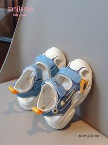 Nuevas sandalias deportivas con diseño de dibujos animados para niños pequeños, calzado de playa suave con suela antideslizante para niños y niñas, de fácil puesta y quitado con cierre de , casuales y versátiles para el verano