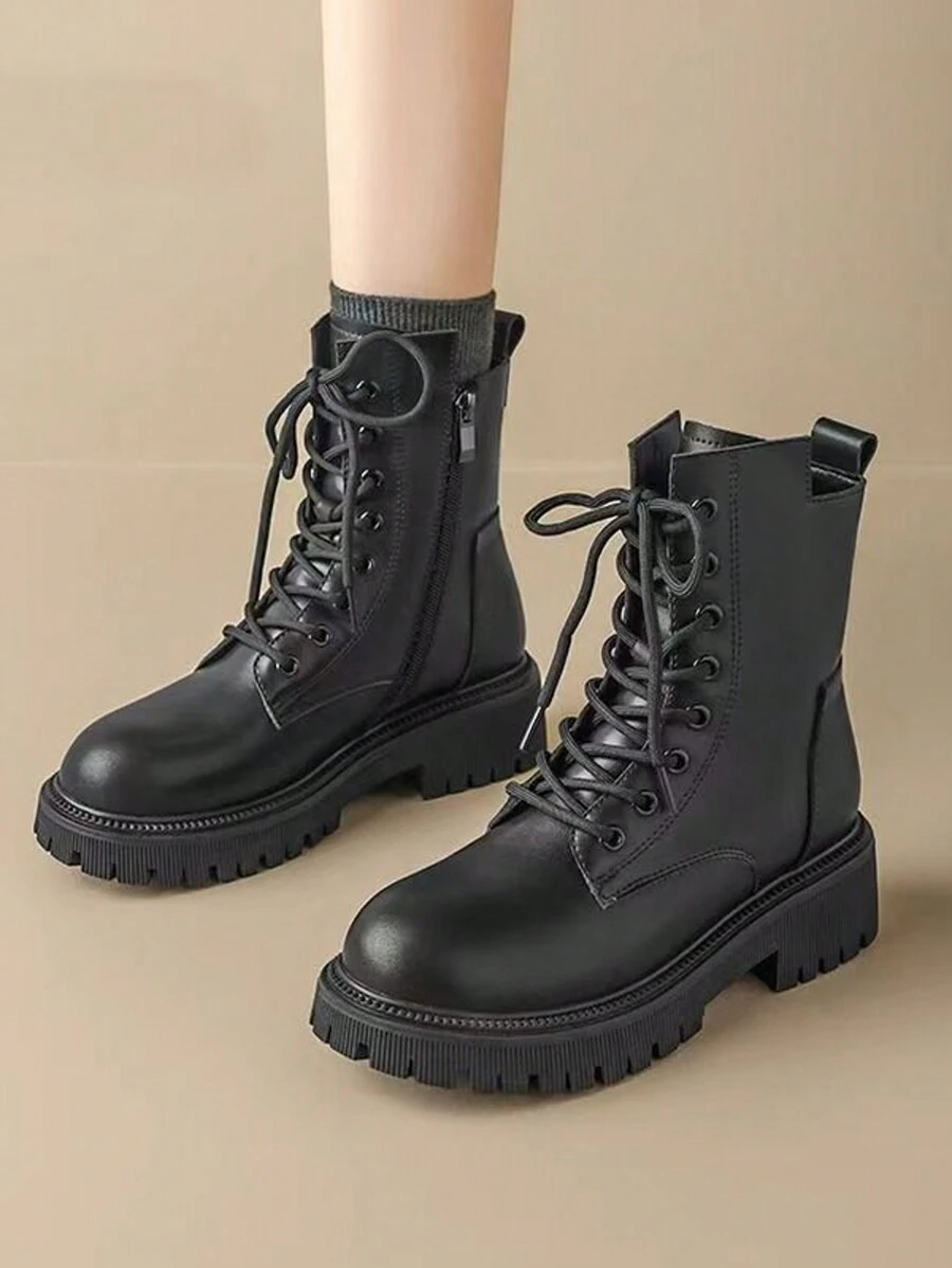 女士百搭靴子，英伦风 2024 新款秋冬拉链厚底系带踝靴