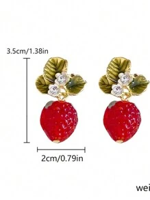 RIINHOO 1 paire de boucles d'oreilles pendantes en forme de fraise rouge, accessoires mode pour femmes, cadeau de vacances