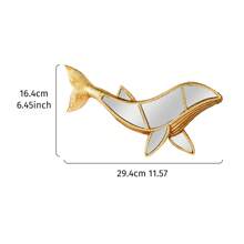 1pc Resin Material Mirrored Whale Wall Decor, Creative Mirrored Whale Home Decor Craft Statue, Special Mirror Surface Design, Suitable For Home Wall Decoration And Photography Props Gifts Birthday Graduation