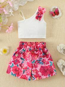 Young Girl Asymmetrical Shoulder Floral Top + Butterfly Floral Print Shorts 2-Piece Summer Set