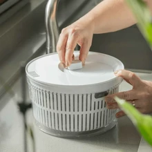Centrífuga Secadora de Saladas Lavagem e Higienização de Verduras Folhas C/ Cesto Drenagem de Água Secagem Rápida 5,5L Organizador Geladeira OU
