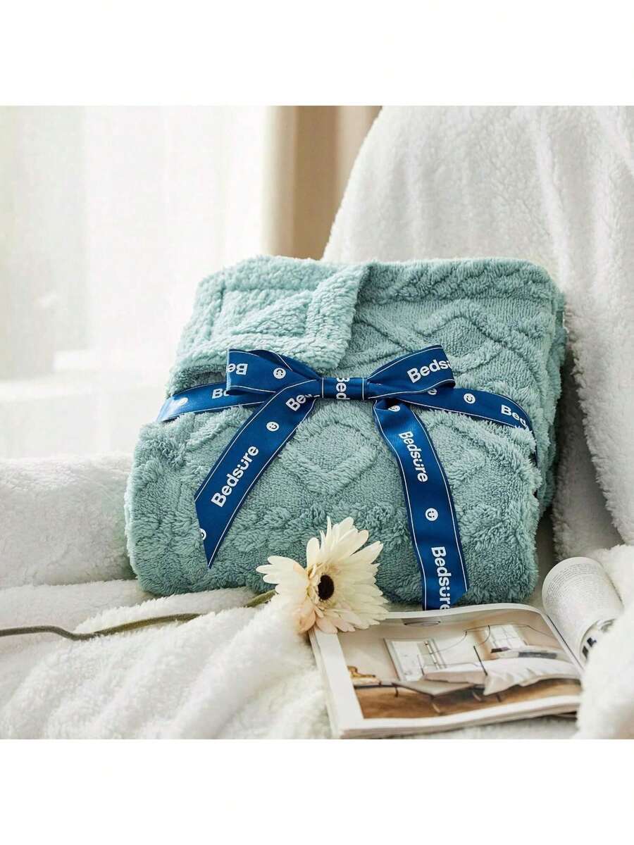 Luxury Faux Rabbit Fur Shawl Blanket - Soft, Warm And Cozy For Sofa, Bed, Office And Traveling Outdoors - Multifunctional Gift For All Seasons Suitable For All Kinds Of Festivals