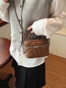 Women Embroidered Chain Strap Handbag & Shoulder Bag