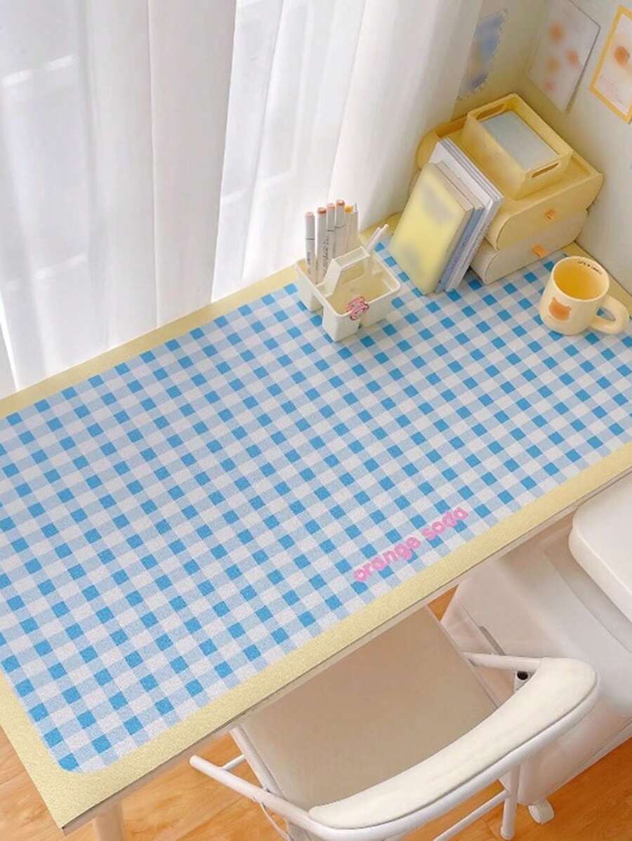 1 件格子桌垫，防水防油，可清洗，适用于宿舍书桌、学生学习写字桌垫