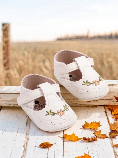 أحذية طفلة رضيعة مطرزة أنيقة بأشكال ماري جين مسطحة للمشي الأول ، أحذية ركوب للأطفال الرضع، أحذية للمعمودية والحضانة