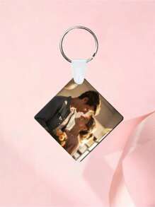 1 pieza Accesorio de bolso personalizado de madera - Redondo / Cuadrado / Rectangular, Llavero con foto personalizada, Colgante de bolso, Adecuado como regalo del Día de San Valentín, Multifuncional, Antimanchas, Decorativo, Reutilizable, Exquisito, Elegante, de Alta Calidad, Adorable, Moderno, Personalizado, Único, Ideal como regalo para él, Ideal para amigos, Para aniversarios, Para cumpleaños, Para inauguración del hogar, Para graduación, Cocina, Comedor, Dormitorio, Oficina, Sala de estar, Hogar, Jardín, Sala de té