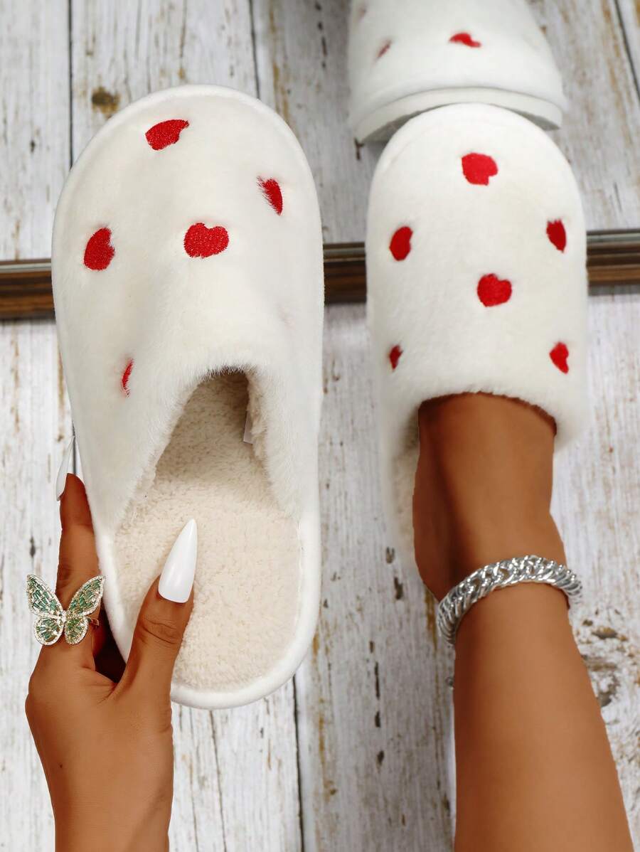 Pantuflas para mujer, nuevas pantuflas de felpa para otoño/invierno con suela suave, diseño de corazón de piel sintética - Blanco - Ver 1