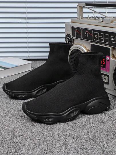 黑色时尚休闲柔软轻便男士一脚蹬袜子鞋、步行鞋、校鞋，适合节日、礼物、所有季节