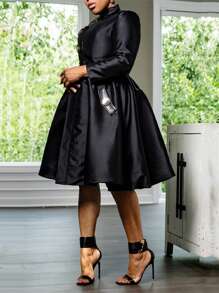 GLOURI Black Dress For Women, Wedding Guest Dress, Semi Formal Dress, Satin Midi Dress With PU Leather Contrast And Metal Button Details, Modest And Elegant Style, Pockets, A Line - 黑色 - 查看 3