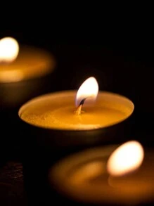 6/12 piezas Latas de vela doradas de 4 onzas para hacer velas, velas caseras DIY, artesanías, frascos vacíos para almacenamiento y envasado de regalos, frascos de vela de aromaterapia con tapas, regalos para amigos en fiestas y decoración de escritorio para fiestas en el hogar