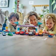 LEGO Town F1® Team Race Cars & Drivers 10445