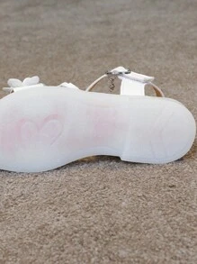 Sandalias para niñas, nuevos zapatos de verano de suela plana con punta abierta, zapatos de princesa de suela suave de moda para niñas pequeñas