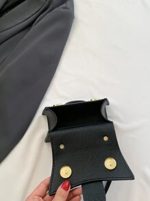 Ce sac à rouge à lèvres à super texture populaire cette année, petit sac carré miniature étranger, nouveau sac à main polyvalent de couleur unie, sac pour femme