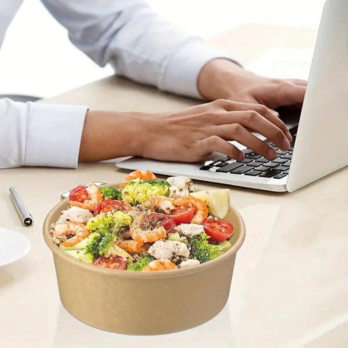 10個セット 25オンス ペーパーボウル 蓋付き、使い捨て食器 熱/冷の食べ物、スープ、サラダに適する、パーティーやイベントに必需品、漏れ防止 ...