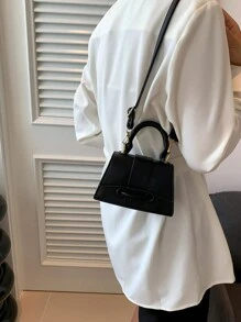 Ce sac à rouge à lèvres à super texture populaire cette année, petit sac carré miniature étranger, nouveau sac à main polyvalent de couleur unie, sac pour femme