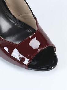 Nuove scarpe da donna con tacco alto per l'estate 2024, con tacco a disegno fiori di prugna da 7,5 cm, stile colorblock, casual ed elegante
