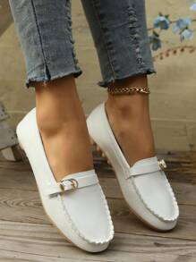 New Lightweight Soft-Sole Flat Slip-On Shoes, Versatile For Plus Size Women, Suitable For Spring/Summer, Casual/Commuting, Metallic Buckle, Round Toe, Breathable, Handmade Floral Trim, White Color