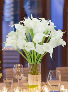 7 Stücke Weiße Calla Lilien Künstliche Blumenstrauß, Calla Lilien Künstliche Blumen, Calla Lilien Braut Hochzeitsstrauß, Künstliche Blumenstrauß, für Hochzeitsfeier Garten Dekoration, Wohnzimmer, Schlafzimmer, Esszimmertisch, Büro Dekoration, Echte Berührung Künstliche Blumen, Muttertags Geschenke, Geschenke, Bridal-Shower, Abschlussparty Zubehör