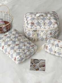 Bolsa de cosméticos vintage con forma de rombo de oso de peluche, estuche de maquillaje con cremallera, tela acolchada suave y arrugada con estampado, dulce y lindo, bolsa de tocador de uso múltiple para el hogar, viajes, lavado diario, bolsa de viaje de tocador, almacenamiento de maquillaje, bolsa de playa, artículos esenciales para vacaciones, útiles escolares, artículos esenciales de viaje, para mujer, para la universidad, dormitorio, baño