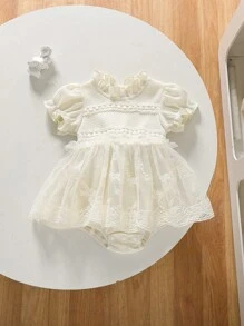 Modny, swobodny, koronkowy kombinezon dla dziewczynki z falbankami i siateczką