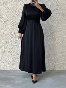 Vestido de manga larga con cuello redondo y volantes, elegante y recatado, con estilo árabe