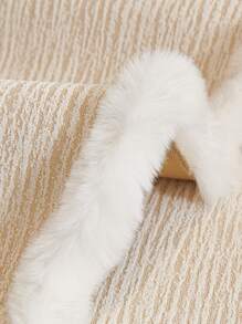 1 pièce Coussin de canapé asymétrique de couleur unie, chenille vintage française avec bordures en fausse fourrure, doublure ondulée, antidérapant et compatibles animaux de compagnie, convient pour toutes les saisons et tous les types de canapés. Housse de canapé, décoration de salon