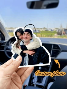 Pendentifs de voiture photo personnalisés, rétroviseur de voiture en acrylique transparent personnalisé pour l'intérieur, photos de voiture personnalisées, à la mode, colorées, mignonnes, simples, kawaii, cadeaux personnalisés uniques, convenant comme cadeaux de Noël, cadeaux de la Saint-Valentin, cadeaux d'anniversaire personnalisés, cadeaux d'anniversaire, durables, colorés, mignons, adorables, drôles, kawaii, Y2K, élégants, unisexes, décontractés, personnalisés, uniques, personnalisés, cadeaux idéaux pour lui, cadeaux idéaux pour elle, elle, petit ami, petite amie, famille, amis