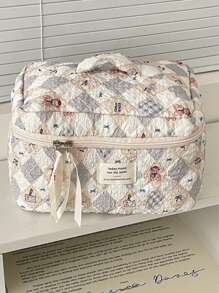 Bolsa de cosméticos vintage con forma de rombo de oso de peluche, estuche de maquillaje con cremallera, tela acolchada suave y arrugada con estampado, dulce y lindo, bolsa de tocador de uso múltiple para el hogar, viajes, lavado diario, bolsa de viaje de tocador, almacenamiento de maquillaje, bolsa de playa, artículos esenciales para vacaciones, útiles escolares, artículos esenciales de viaje, para mujer, para la universidad, dormitorio, baño
