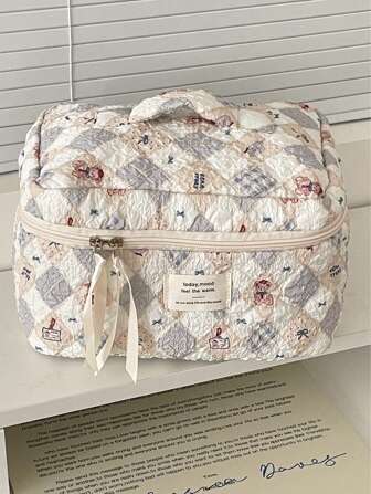 Vintage Rhombus Teddy Bear Cosmetic Bag, Zipper Makeup Pouch, Soft Crinkle Quilted Fabric Printed, Sweet & Cute, Multi-Use Toiletry Bag For Home, Travel, Daily Wash Bag Toiletry Travel Bag Makeup Storage Beach Beach Bag Vacation Holiday Essentials School Supplies Travel Essentials Ladies For College Dorm Bathroom