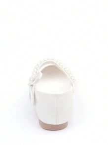 CAIWENNIAO Pearl Girls Shoes, Soft Sole Princess Dress Shoes, White Piano Performance Flats (New Model)
