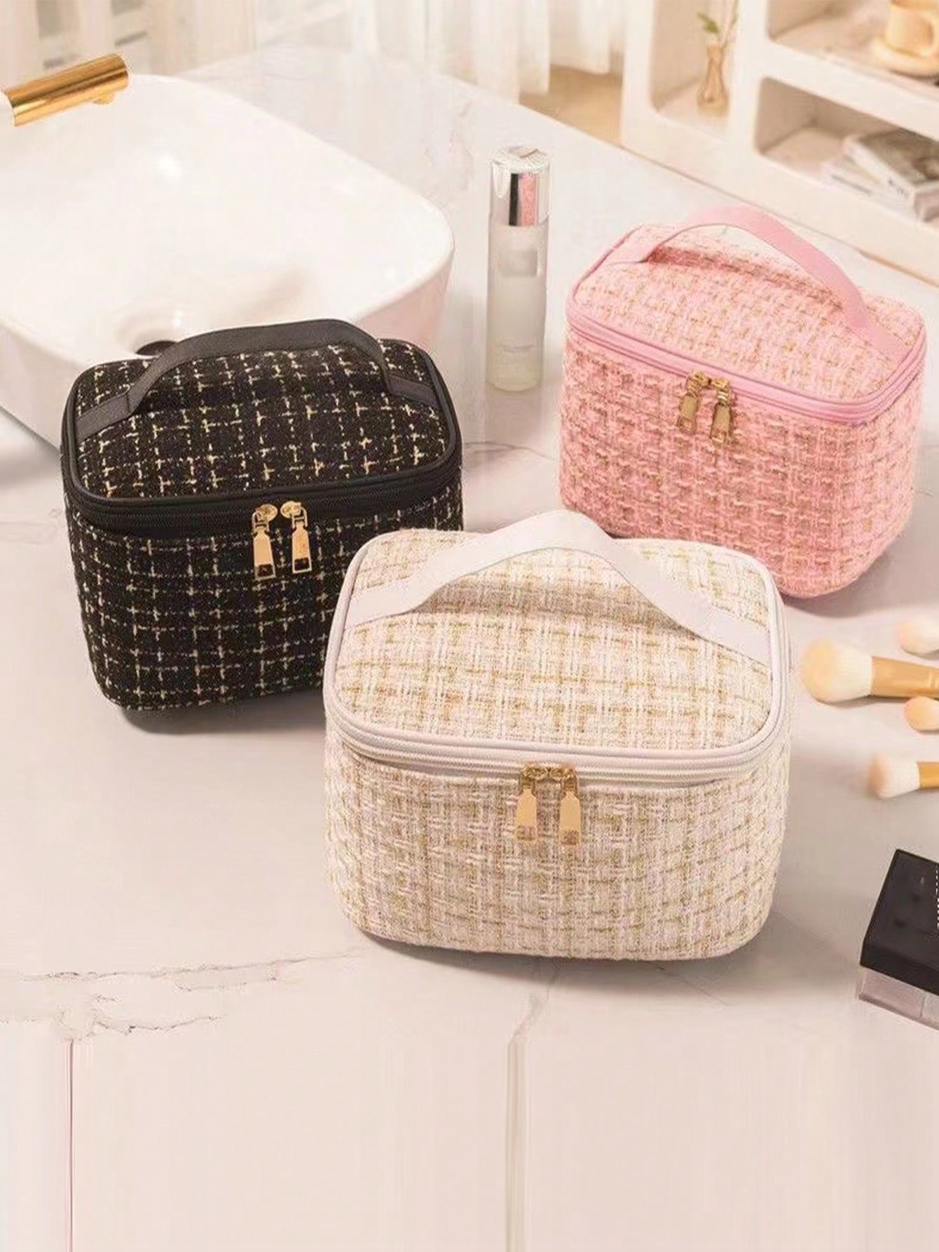 حقيبة تجميل نسائية كبيرة السعة محمولة وجميلة، حقيب...