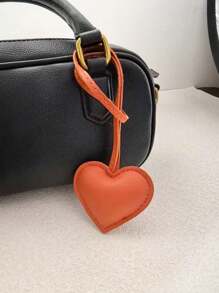 创意皮革心形花朵手绳吊坠精美PU吊坠小礼品服装配饰包包挂件情人