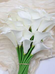 7 Stücke Weiße Calla Lilien Künstliche Blumenstrauß, Calla Lilien Künstliche Blumen, Calla Lilien Braut Hochzeitsstrauß, Künstliche Blumenstrauß, für Hochzeitsfeier Garten Dekoration, Wohnzimmer, Schlafzimmer, Esszimmertisch, Büro Dekoration, Echte Berührung Künstliche Blumen, Muttertags Geschenke, Geschenke, Bridal-Shower, Abschlussparty Zubehör