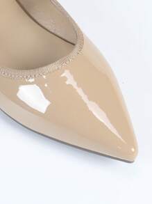 2024 Nuovo arrivo Ballerine da donna con punta affusolata, colore color radice di loto, in pelle verniciata, scarpe casual eleganti e versatili con cinturini e fibbie
